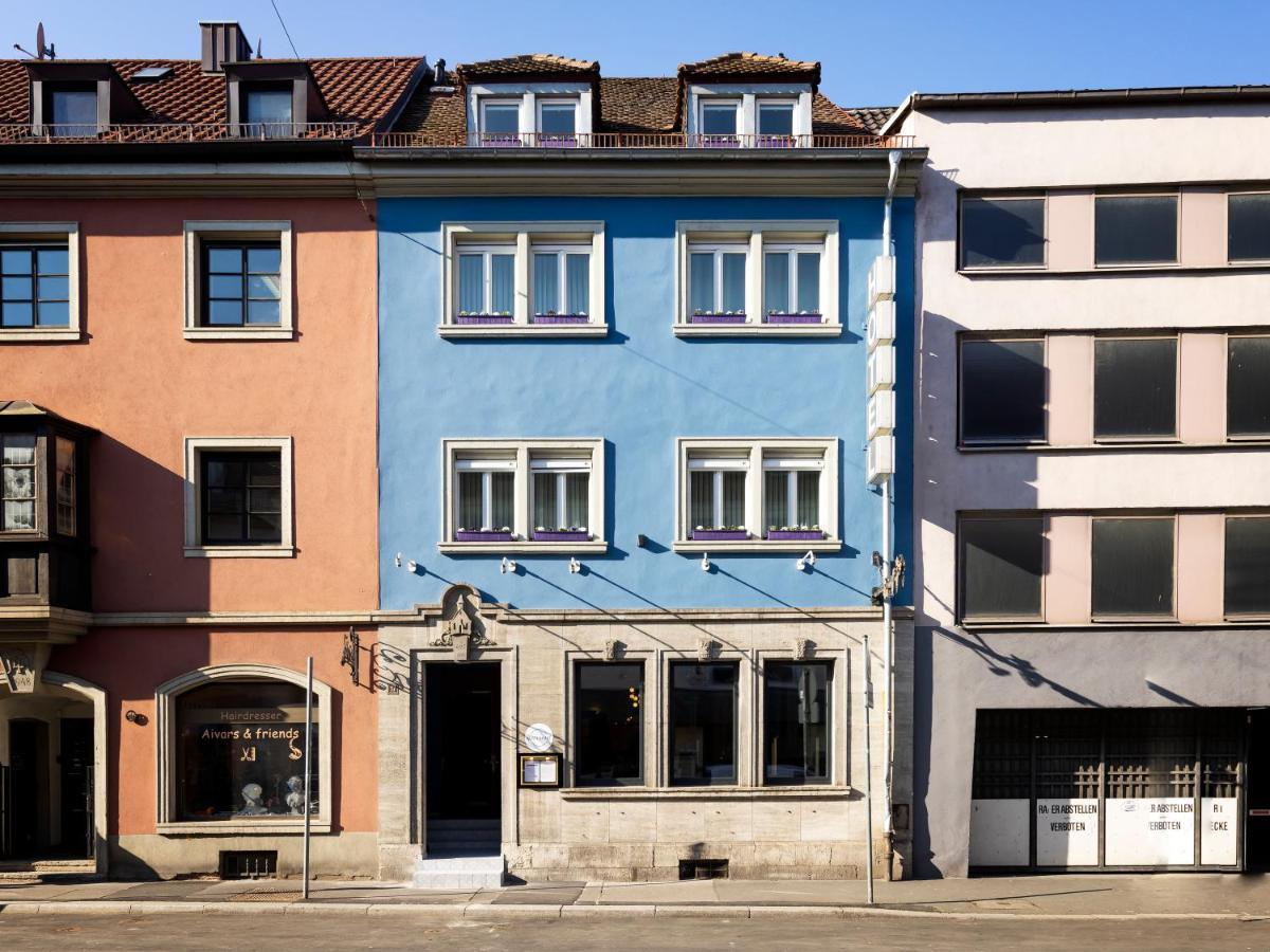 Hotel Kunterbunt In Wuerzburger Innenstadt Exterior foto